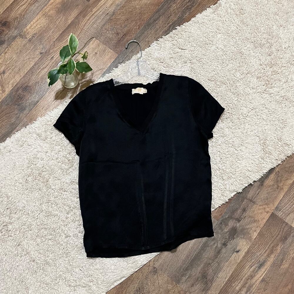 Anthropologie Nation LTD Size Medium Black June Sateen V-Neck Top